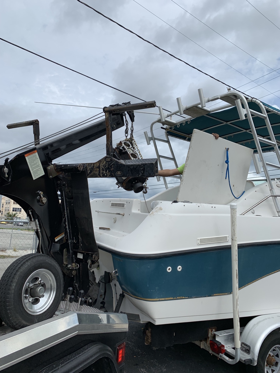 MayDay Tow boat transport service Miami-Dade